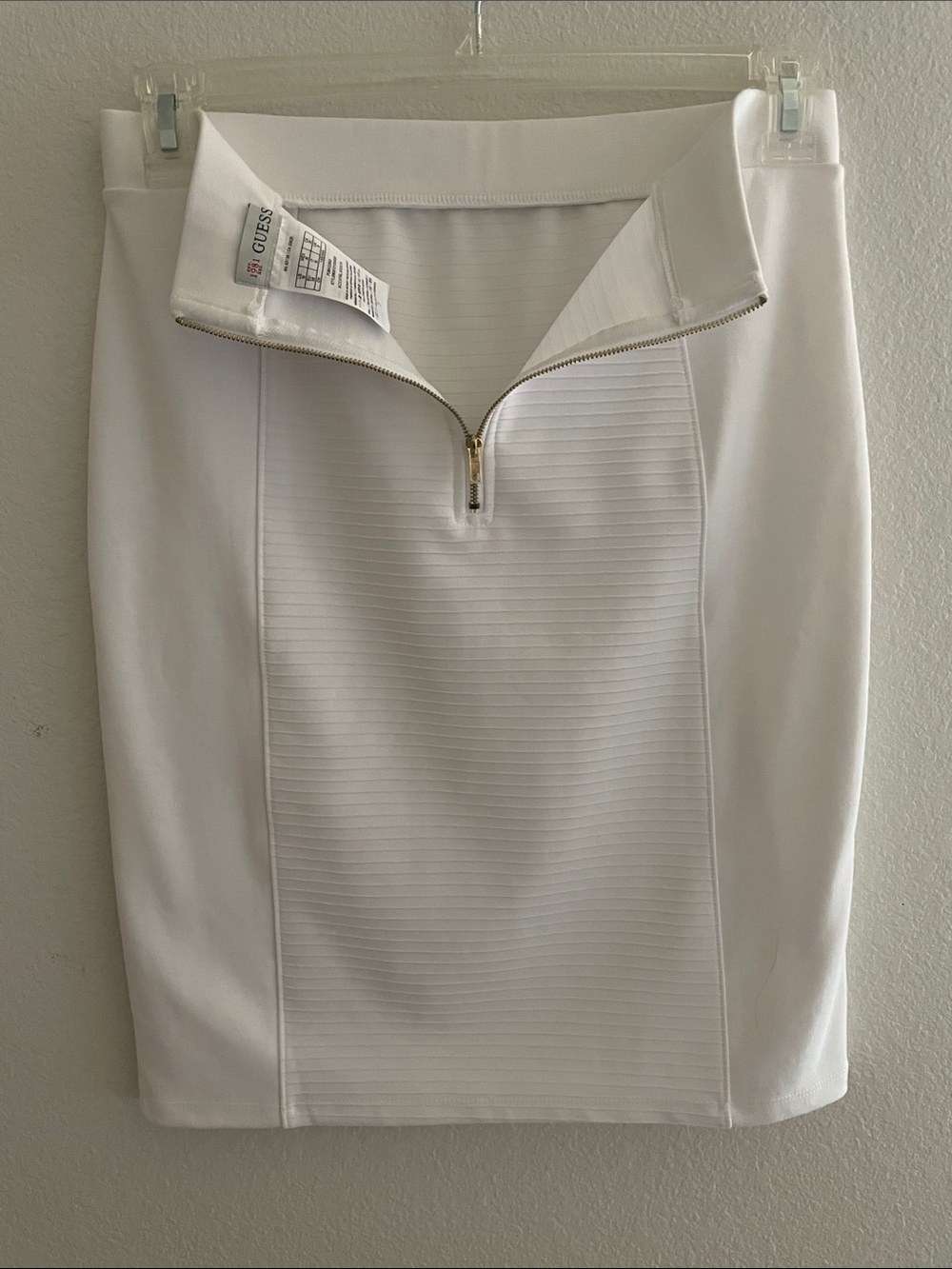 GUESS White Pencil Skirt with Gold Zip
